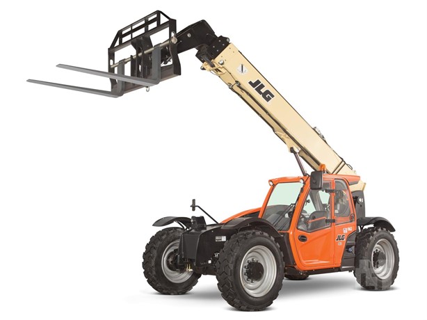 2022 JLG 943